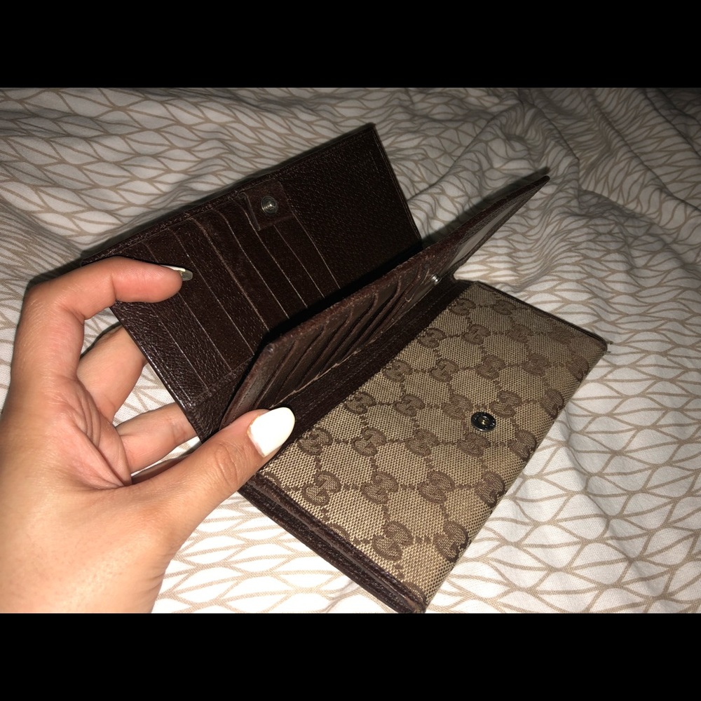 Authentic Gucci wallet - Picture 3 of 8